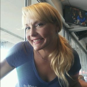 Meet your Posher, Allyson